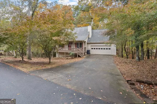 102 Modoc CT, Waleska, GA 30183