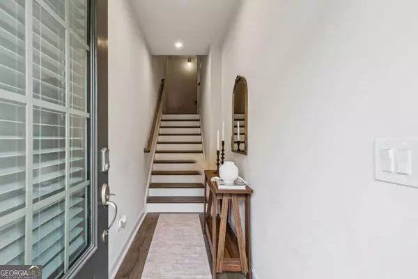 Brookhaven, GA 30319,1368 Live Oak LN