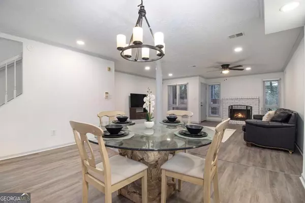 Brookhaven, GA 30329,3293 Clairmont North NE