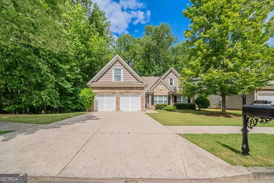 2557 Woodford LN, Buford, GA 30519