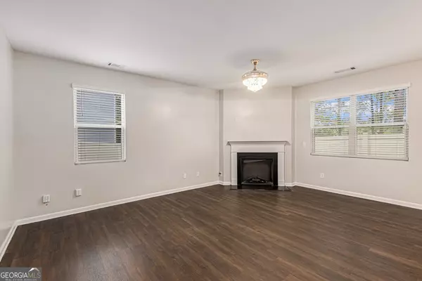 Fairburn, GA 30213,404 Lake Ridge LN