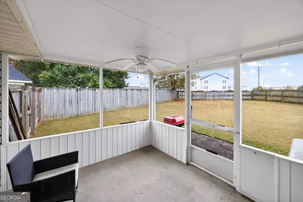 Warner Robins, GA 31088,215 Deer Track CT