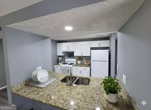 Stone Mountain, GA 30088,5330 Tracey DR