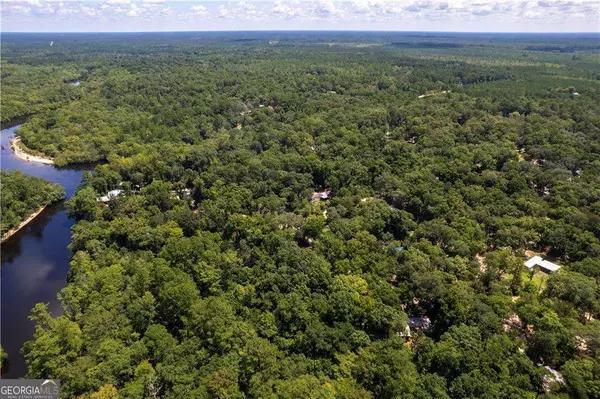 214 Fifth AVE, Waynesville, GA 31566