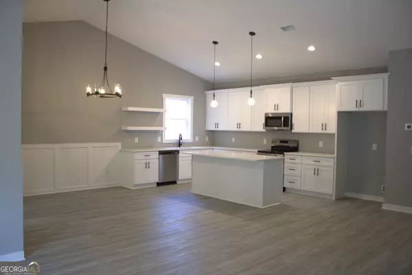 Hartwell, GA 30643,247 North Point CIR