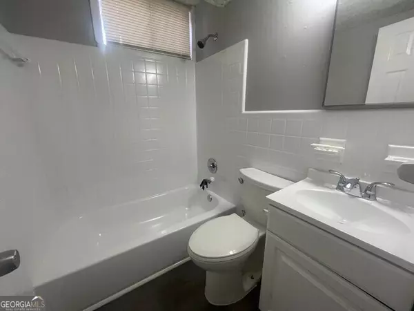 Atlanta, GA 30344,2673 Elsinore ST