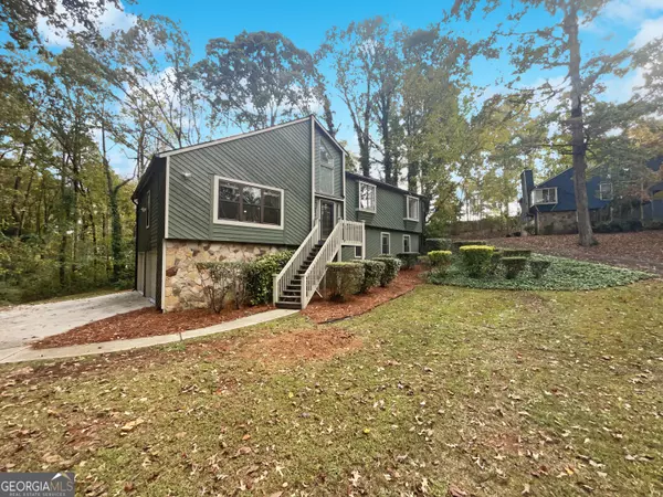 3298 Drummond DR, Stone Mountain, GA 30087