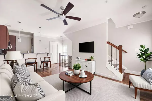 Atlanta, GA 30309,221 Semel CIR NW #277