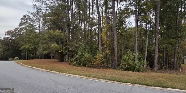 Warner Robins, GA 31088,215 Falcon Crest