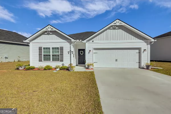 217 Brightleaf CIR, Hinesville, GA 31313