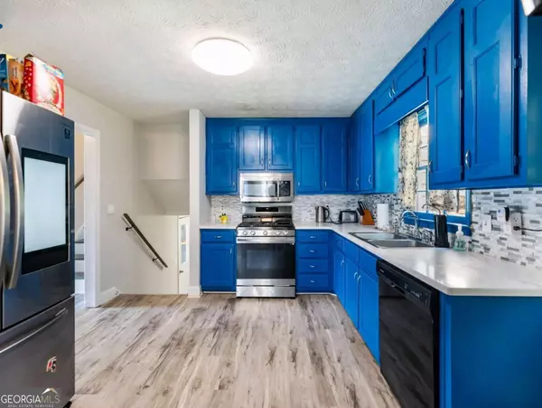 Loganville, GA 30052,443 Rhett DR