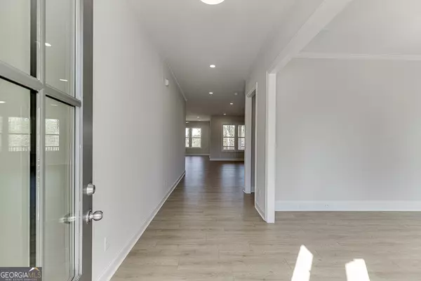 Buford, GA 30518,452 Thunder RD