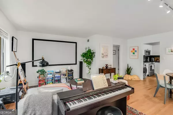 Atlanta, GA 30309,96 Ardmore PL NW #APT 3