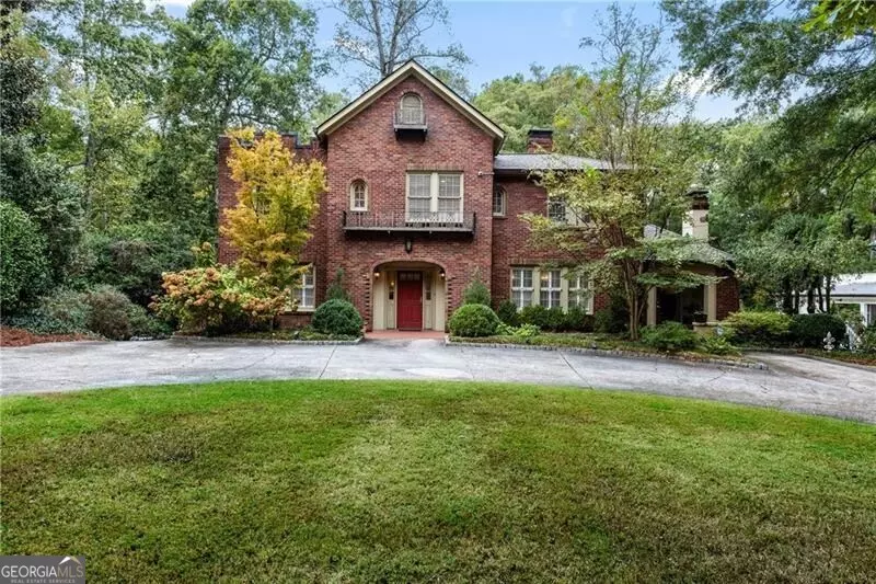 820 Oakdale RD NE, Atlanta, GA 30307