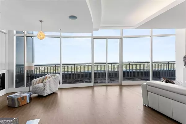 Atlanta, GA 30326,3338 Peachtree RD NE #3501