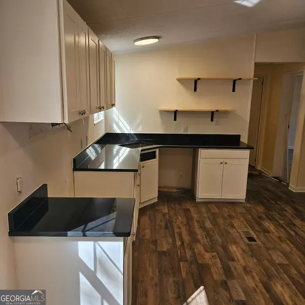 Eatonton, GA 31024,180 Emory DR