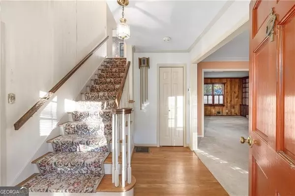 Dunwoody, GA 30338,1896 Olde Village RUN