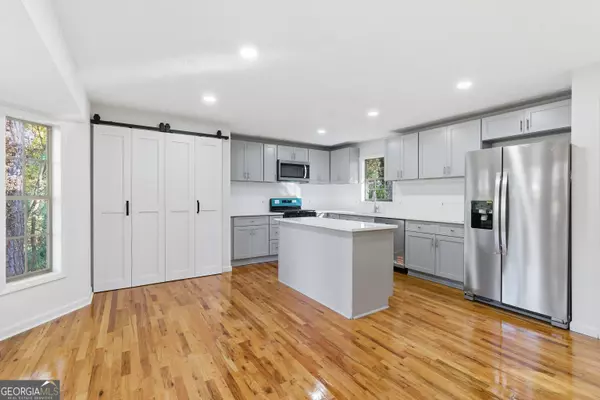 Woodstock, GA 30188,235 Sabrina CT