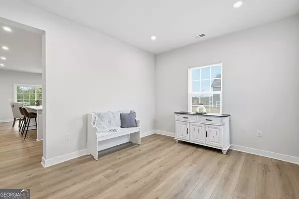 Calhoun, GA 30701,157 Asbury CIR