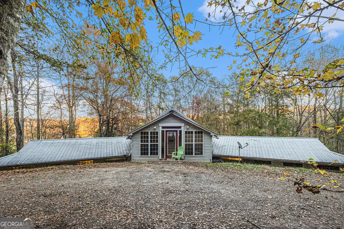 Demorest, GA 30535,880 Golf Course RD