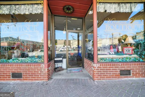 Ellijay, GA 30540,52 N Main ST