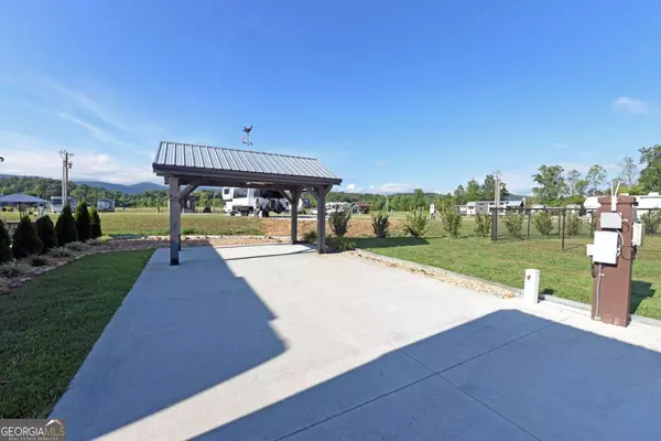 Blairsville, GA 30512,477 Mountain Creek RD