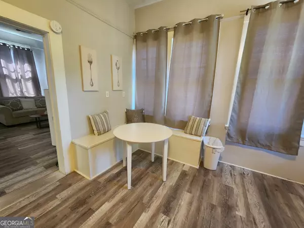 Columbus, GA 31906,917 Oakview AVE #5