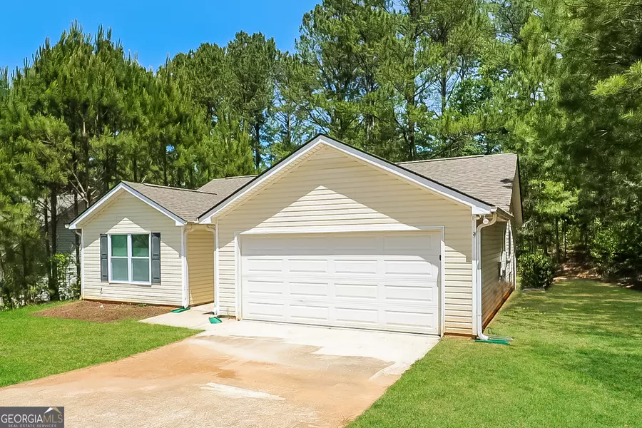 64 Mineral Springs LN, Newnan, GA 30263