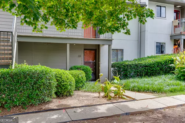 Atlanta, GA 30308,33 FINCH TRL NE