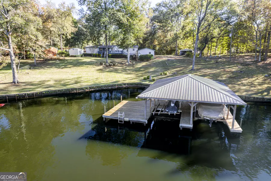 162 Bentley DR NW, Milledgeville, GA 31061