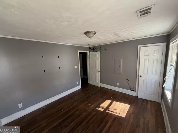 Atlanta, GA 30331,3727 Bakers Ferry RD SW