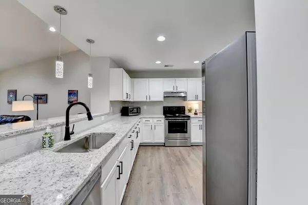 Roswell, GA 30076,324 Teal CT