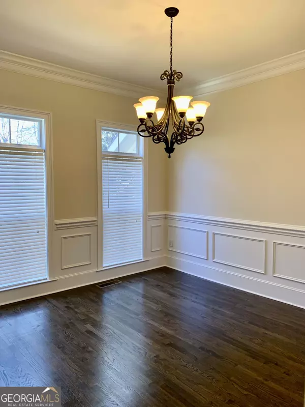 Atlanta, GA 30342,5460 Glenridge VW