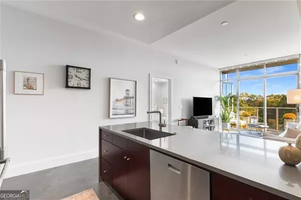 Atlanta, GA 30309,905 Juniper ST NE #704