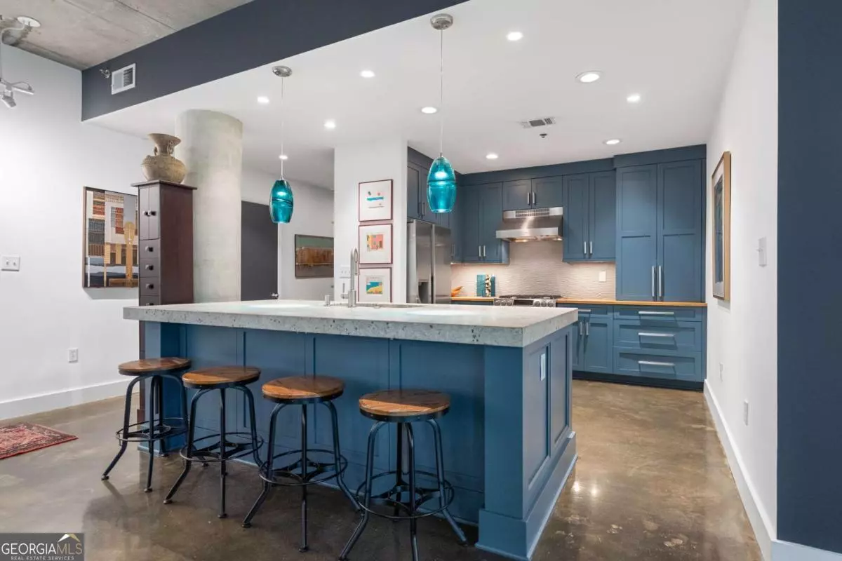 Atlanta, GA 30308,845 Spring ST NW #129