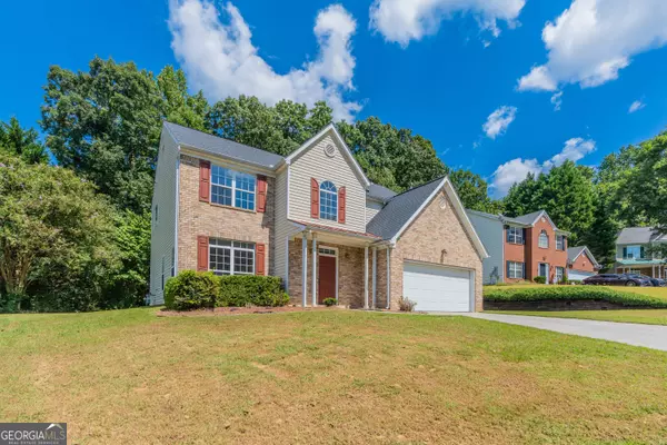 818 Pond View CT, Sugar Hill, GA 30518
