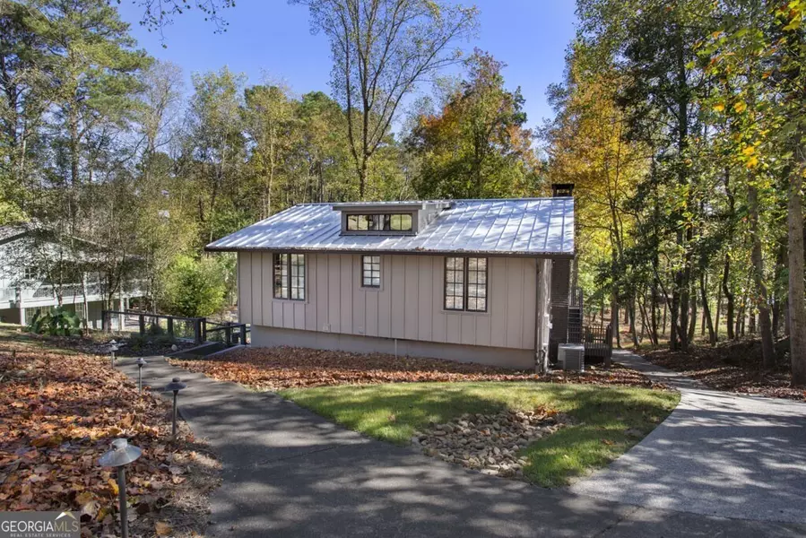 8885 Bay DR, Gainesville, GA 30506