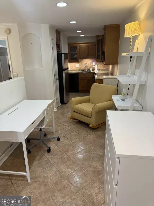 Athens, GA 30605,655 E Campus RD