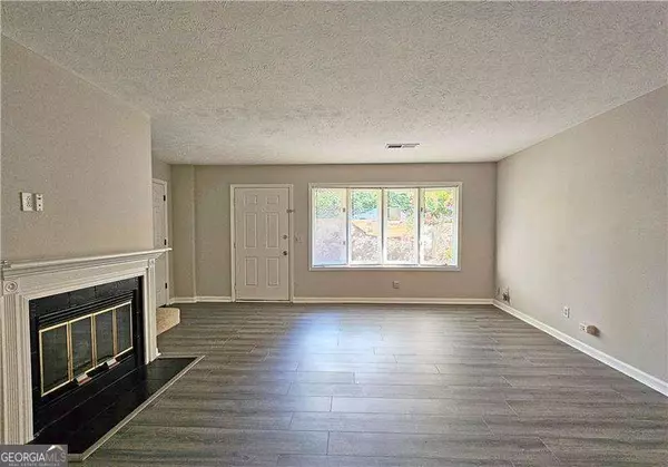 Roswell, GA 30076,434 High Creek TRCE #434