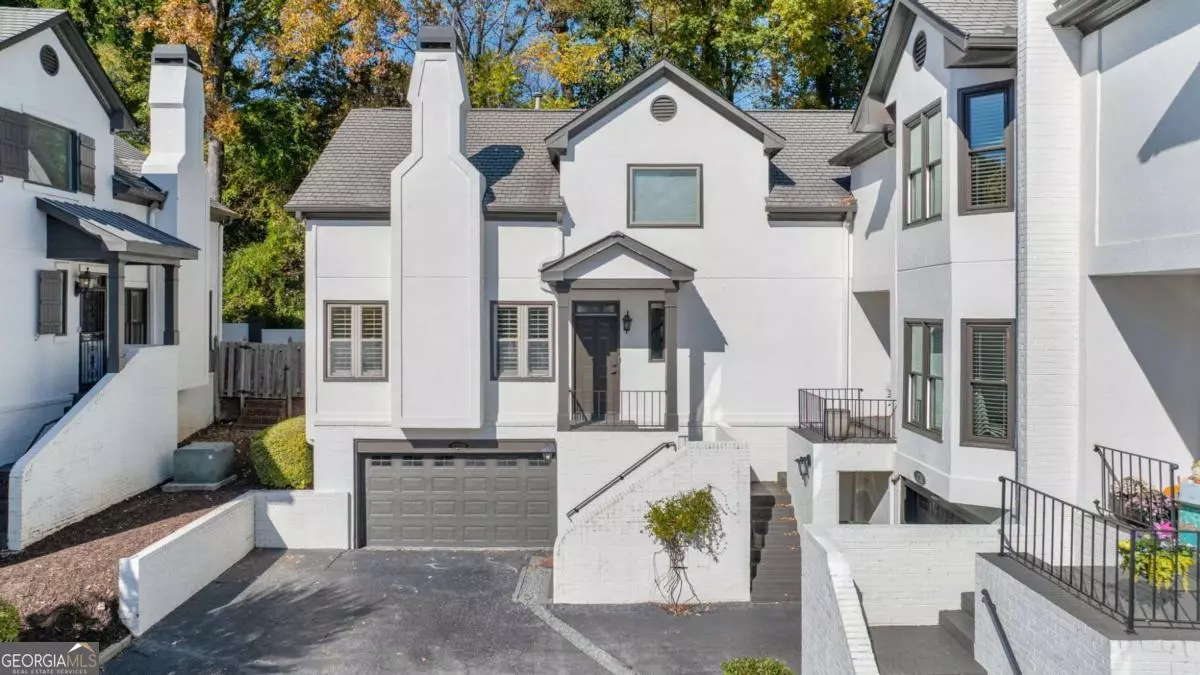 Atlanta, GA 30342,4200 Roswell RD NE #4