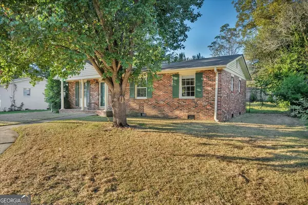 Warner Robins, GA 31088,211 Palomino LN