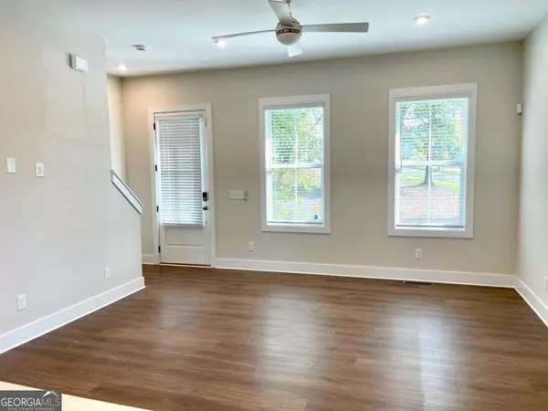 Atlanta, GA 30315,1290 Zucchini CIR