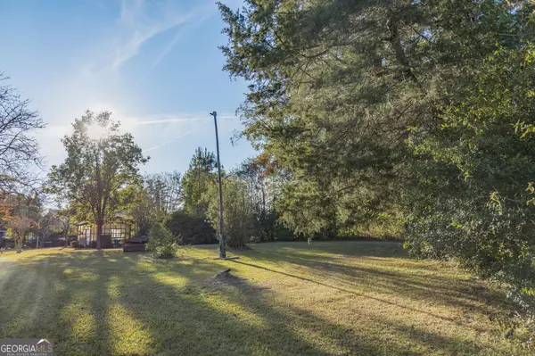 Millen, GA 30442,341 Azalea AVE