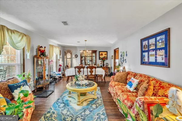 Warner Robins, GA 31088,102 Gatlin CT