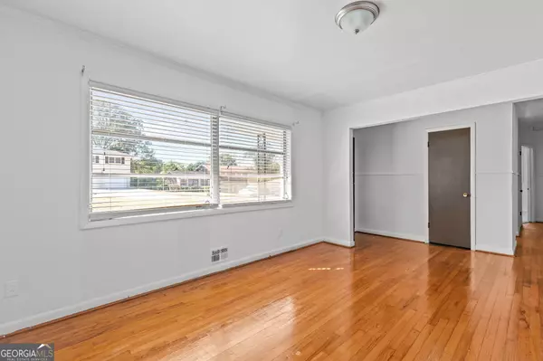 Decatur, GA 30035,4010 Emerald Lake DR