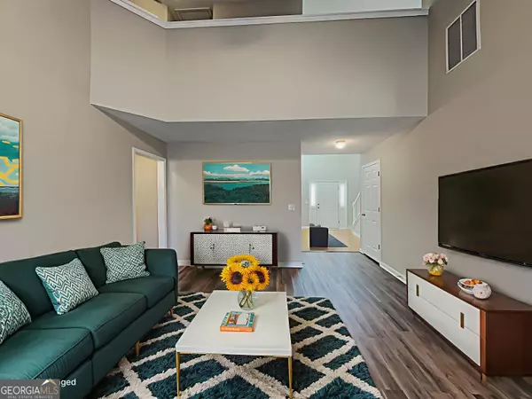 Rex, GA 30273,5861 Colonnade DR