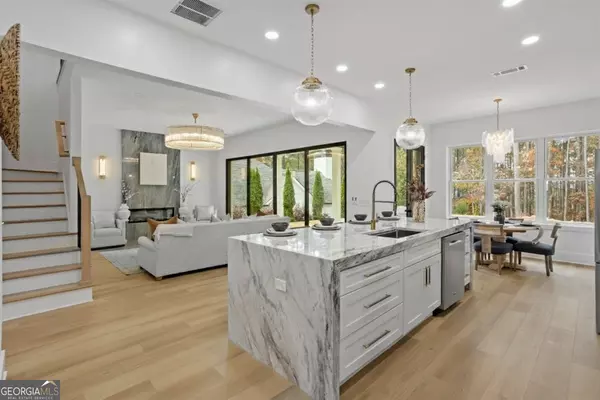 Canton, GA 30115,606 Talmadge LN