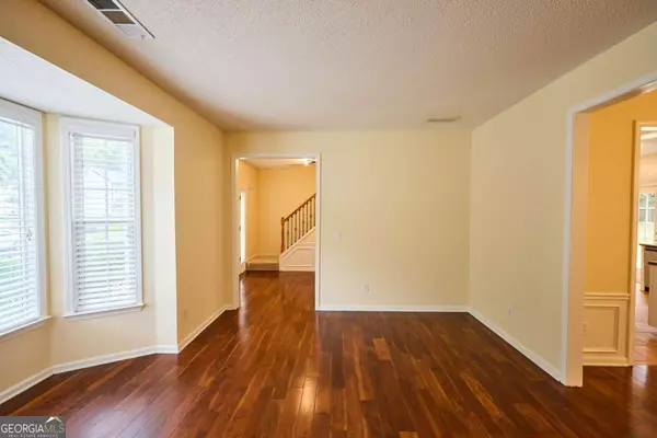 Alpharetta, GA 30004,2215 Traywick