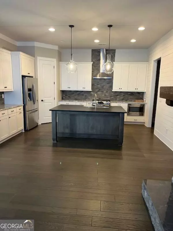 Alpharetta, GA 30009,122 Academy ST