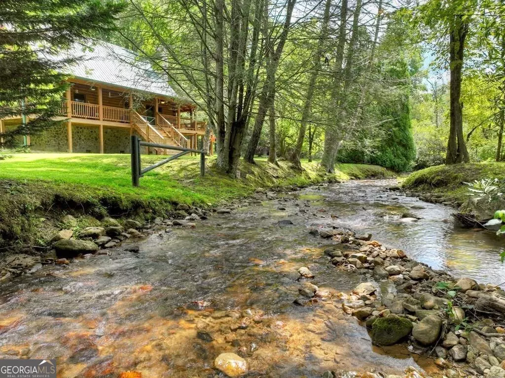 Ellijay, GA 30536,656 Newberry DR